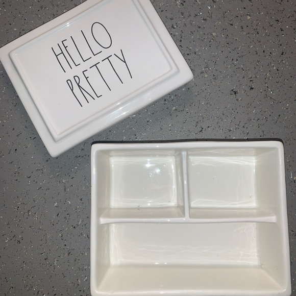 “Hello Pretty” Rae Dunn Ceramic Jewelry Box - Picture 3 of 5